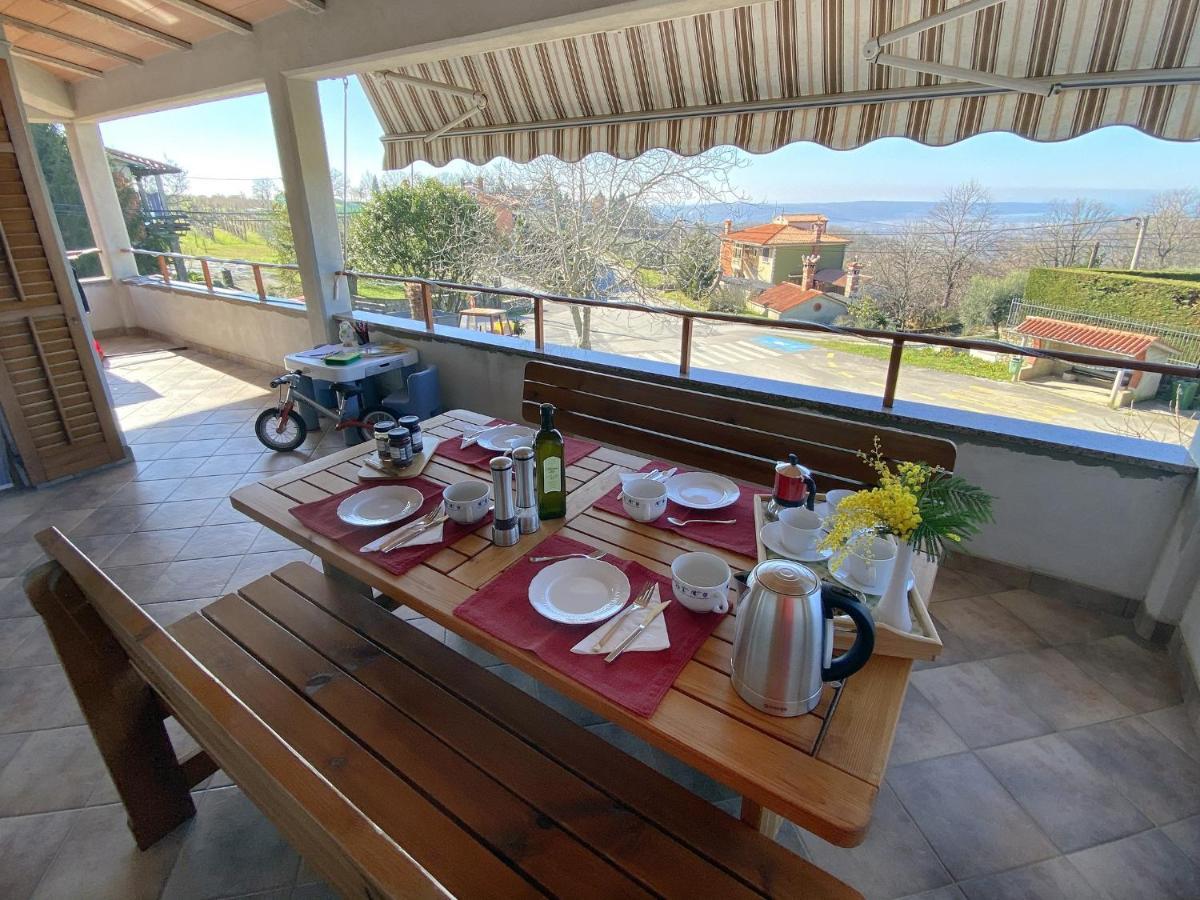 Sea View Istrian Countryside Apartment - Rota Dragonja المظهر الخارجي الصورة