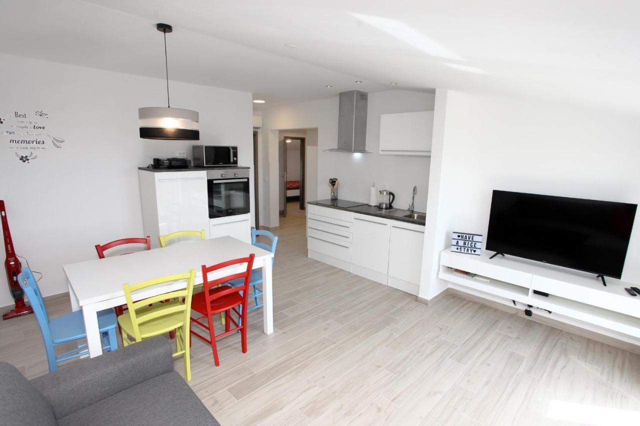 Sea View Istrian Countryside Apartment - Rota Dragonja المظهر الخارجي الصورة