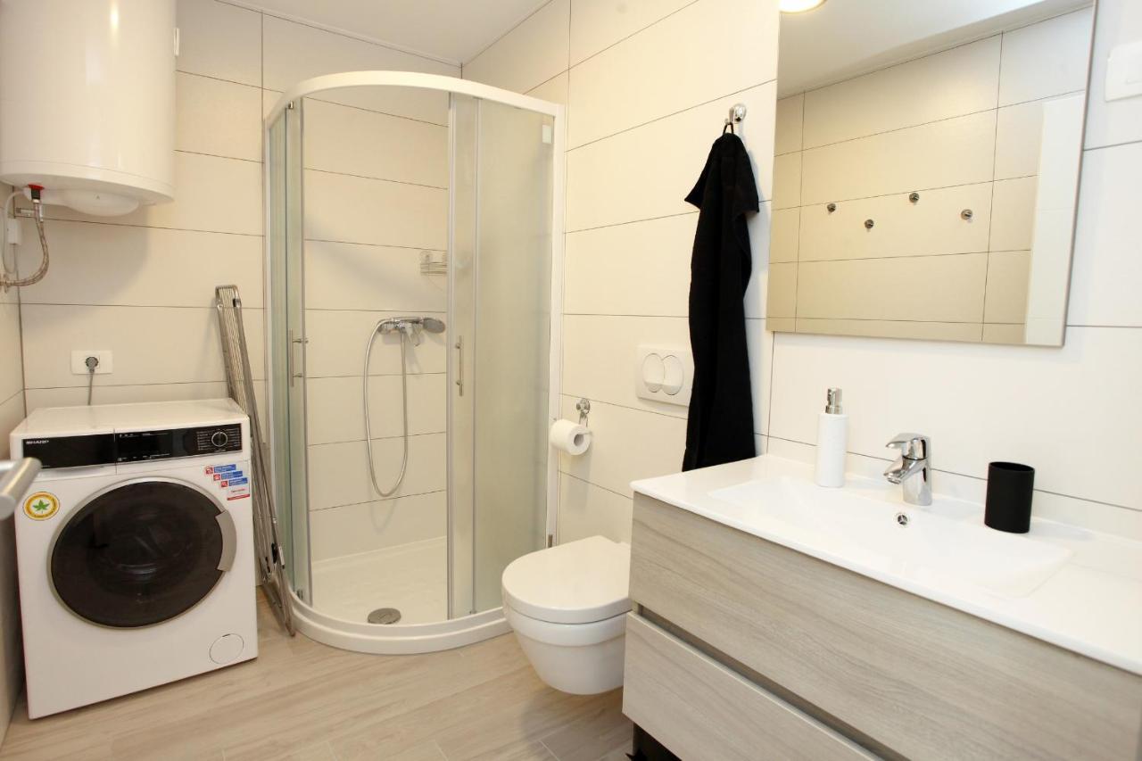 Sea View Istrian Countryside Apartment - Rota Dragonja المظهر الخارجي الصورة