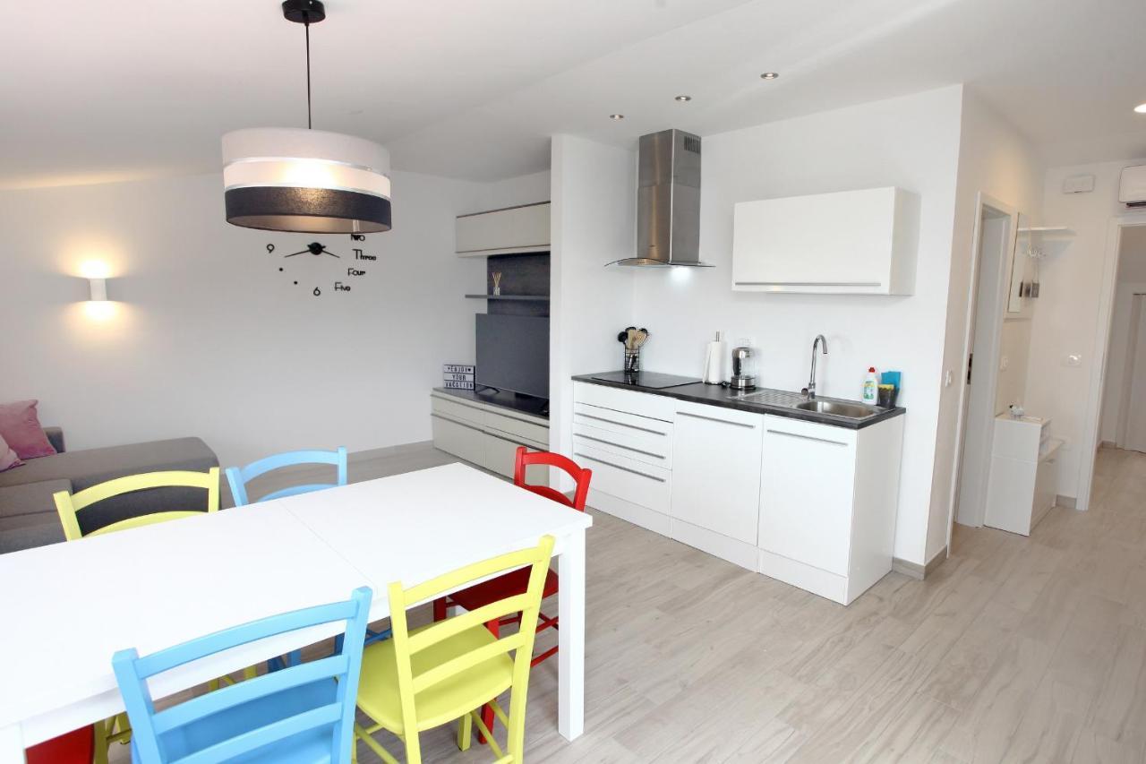 Sea View Istrian Countryside Apartment - Rota Dragonja المظهر الخارجي الصورة